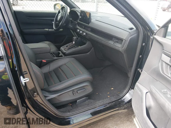 ✅ 2025 Honda CR-V Sport-L • VIN: 7FARS6H80SE022281 • Lot: 45308911. Listed on IAAI with 16,484 mi. Free auction sales archive from the USA and detailed vehicle history report at DreamBid. Image 5.
