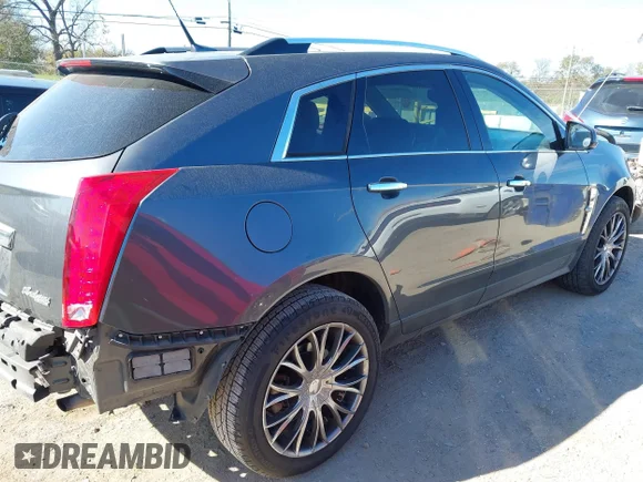 ✅ 2010 Cadillac SRX Performance Collection • VIN: 3GYFNBEY9AS521731 • Лот: 40605797. Опубликован ранее на IAAI с пробегом 136 130 миль. Бесплатный доступ к архиву аукционных продаж из США и подробный отчёт об истории автомобиля на DreamBid. Изображение 4.