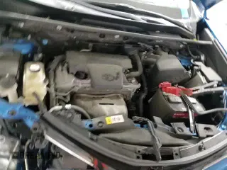 ✅ 2017 Toyota RAV4 XLE • VIN: JTMRFREV5HD199288 • Lot: 91982165. Listed on Copart with 129,728 mi. Free auction sales archive from the USA and detailed vehicle history report at DreamBid. Image 16.