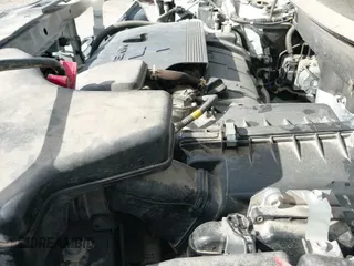 ✅ 2019 Mitsubishi Outlander SE • VIN: JA4AD3A31KZ012220 • Lot: 43677652. Wystawiony na IAAI z przebiegiem 119 150 mil. Bezpłatny archiwum sprzedaży aukcyjnych z USA i szczegółowy raport historii pojazdu na DreamBid. Zdjęcie 19.