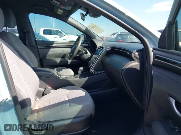 ✅ 2023 Hyundai Santa Cruz SEL • VIN: 5NTJB4AE6PH064851 • Lot: 43302930. Wystawiony na IAAI z przebiegiem 86 669 mil. Bezpłatny archiwum sprzedaży aukcyjnych z USA i szczegółowy raport historii pojazdu na DreamBid. Zdjęcie 5.