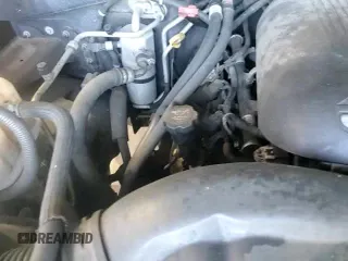 ✅ 2005 GMC Yukon SLT • VIN: 1GKEC13V05J229861 • Lot: 81651524. Listed on Copart with 221,015 mi. Free auction sales archive from the USA and detailed vehicle history report at DreamBid. Image 14.