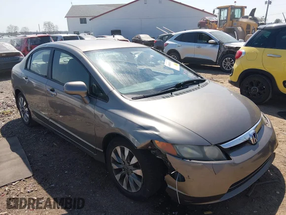 ✅ 2006 Honda Civic LX • VIN: 1HGFA165X6L064295 • Lot: 44840112. Wystawiony na IAAI z przebiegiem 236 074 mil. Bezpłatny archiwum sprzedaży aukcyjnych z USA i szczegółowy raport historii pojazdu na DreamBid. Zdjęcie 6.