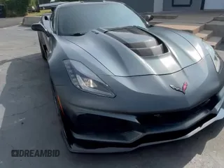 ✅ 2019 Chevrolet Corvette ZR1 3ZR • VIN: 1G1Y52D97K5802374 • Lot: 94770145. Wystawiony na Copart z przebiegiem 9 344 mil. Bezpłatny archiwum sprzedaży aukcyjnych z USA i szczegółowy raport historii pojazdu na DreamBid. Zdjęcie 11.