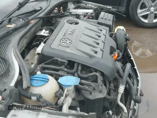 ✅ 2013 Volkswagen Passat SE • VIN: 1VWBN7A34DC052437 • Lot: 43622445. Wystawiony na IAAI z przebiegiem 158 818 mil. Bezpłatny archiwum sprzedaży aukcyjnych z USA i szczegółowy raport historii pojazdu na DreamBid. Zdjęcie 13.