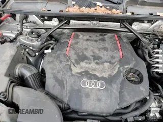 ✅ 2022 Audi SQ5 Premium Plus • VIN: WA1B4AFY3N2093361 • Лот: 49511285. Опубликован ранее на Copart с пробегом 24 128 миль. Бесплатный доступ к архиву аукционных продаж из США и подробный отчёт об истории автомобиля на DreamBid. Изображение 13.