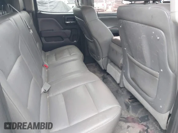 ✅ 2015 Chevrolet Silverado 2500HD • VIN: 1GB2KUEGXFZ510588 • Lot: 43726854. Wystawiony na IAAI z przebiegiem 297 452 mil. Bezpłatny archiwum sprzedaży aukcyjnych z USA i szczegółowy raport historii pojazdu na DreamBid. Zdjęcie 8.