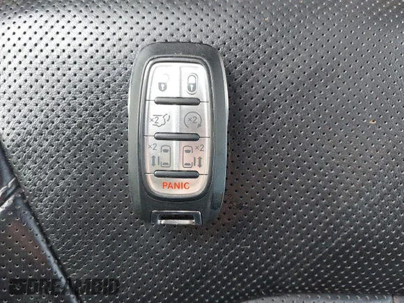✅ 2022 Chrysler Pacifica Limited • VIN: 2C4RC1GG2NR197032 • Лот: 44890682. Опубліковано раніше на IAAI з пробігом 109 647 миль. Безкоштовний доступ до архіву аукціонних продажів зі США та докладний звіт про історію автомобіля на DreamBid. Зображення 11.
