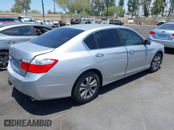 ✅ 2013 Honda Accord LX • VIN: 1HGCR2F37DA141634 • Lot: 45325814. Listed on IAAI with 192,166 mi. Free auction sales archive from the USA and detailed vehicle history report at DreamBid. Image 4.