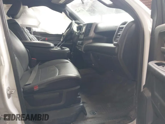 ✅ 2022 Ram 2500 Tradesman • VIN: 3C7WR4HJXNG108118 • Lot: 42378460. Wystawiony na IAAI z przebiegiem 164 535 mil. Bezpłatny archiwum sprzedaży aukcyjnych z USA i szczegółowy raport historii pojazdu na DreamBid. Zdjęcie 5.