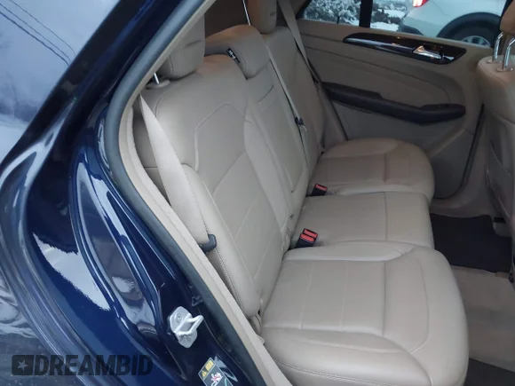 ✅ 2014 Mercedes-Benz M 350 • VIN: 4JGDA5HB8EA418529 • Лот: 44074244. Опубліковано раніше на IAAI з пробігом 95 055 миль. Безкоштовний доступ до архіву аукціонних продажів зі США та докладний звіт про історію автомобіля на DreamBid. Зображення 8.