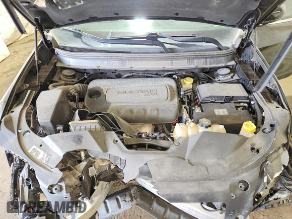 ✅ 2019 Jeep Cherokee Latitude Plus • VIN: 1C4PJMLB1KD452227 • Lot: 48063806. Wystawiony na Copart z przebiegiem 41 705 mil. Bezpłatny archiwum sprzedaży aukcyjnych z USA i szczegółowy raport historii pojazdu na DreamBid. Zdjęcie 12.