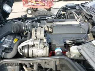 ✅ 1995 Chevrolet Corvette • VIN: 1G1YY32P3S5103855 • Lot: 41853193. Wystawiony na IAAI z przebiegiem 71 926 mil. Bezpłatny archiwum sprzedaży aukcyjnych z USA i szczegółowy raport historii pojazdu na DreamBid. Zdjęcie 20.