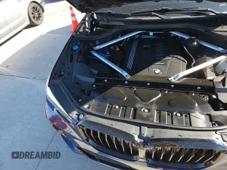 ✅ 2021 BMW X5 xDrive40i • VIN: 5UXCR6C07M9F48999 • Lot: 91269195. Wystawiony na Copart z przebiegiem 114 025 mil. Bezpłatny archiwum sprzedaży aukcyjnych z USA i szczegółowy raport historii pojazdu na DreamBid. Zdjęcie 13.