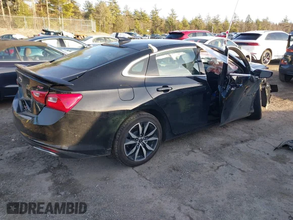 ✅ 2025 Chevrolet Malibu RS • VIN: 1G1ZG5ST1SF102150 • Lot: 43812289. Wystawiony na IAAI z przebiegiem 7 527 mil. Bezpłatny archiwum sprzedaży aukcyjnych z USA i szczegółowy raport historii pojazdu na DreamBid. Zdjęcie 4.