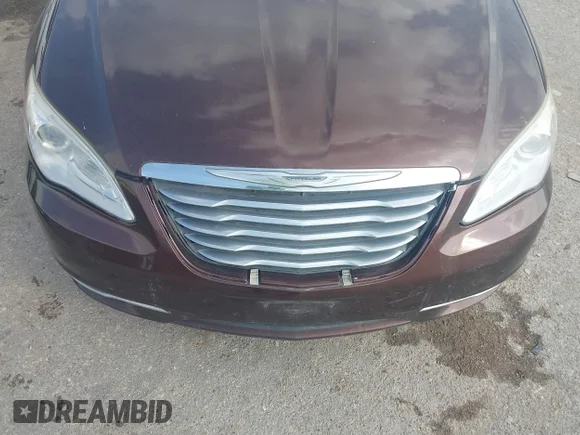 ✅ 2013 Chrysler 200 Touring • VIN: 1C3CCBBB2DN505694 • Lot: 44085701. Listed on IAAI with 167,074 mi. Free auction sales archive from the USA and detailed vehicle history report at DreamBid. Image 6.