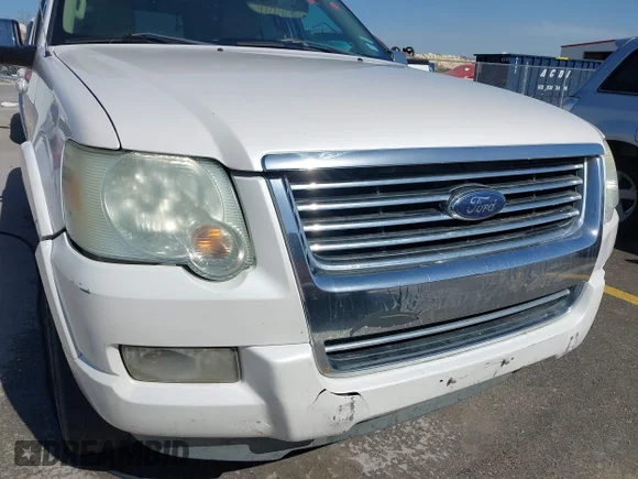 ✅ 2010 Ford Explorer Limited • VIN: 1FMEU6FE3AUA43642 • Lot: 41811621. Wystawiony na IAAI z przebiegiem 209 592 mil. Bezpłatny archiwum sprzedaży aukcyjnych z USA i szczegółowy raport historii pojazdu na DreamBid. Zdjęcie 6.