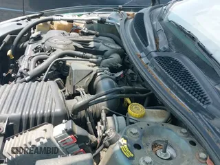 ✅ 2002 Chrysler Sebring LX • VIN: 1C3EL45R72N293370 • Lot: 42349554. Wystawiony na IAAI z przebiegiem 179 459 mil. Bezpłatny archiwum sprzedaży aukcyjnych z USA i szczegółowy raport historii pojazdu na DreamBid. Zdjęcie 16.