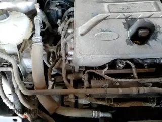 ✅ 2020 Ford Escape S • VIN: 1FMCU0F60LUB95345 • Lot: 86663405. Wystawiony na Copart z przebiegiem 147 158 mil. Bezpłatny archiwum sprzedaży aukcyjnych z USA i szczegółowy raport historii pojazdu na DreamBid. Zdjęcie 13.