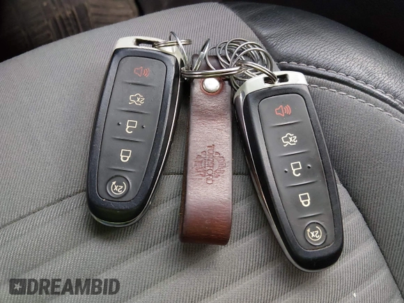 ✅ 2017 Ford Escape Titanium • VIN: 1FMCU9J99HUB94305 • Lot: 44085136. Wystawiony na IAAI z przebiegiem 218 564 mil. Bezpłatny archiwum sprzedaży aukcyjnych z USA i szczegółowy raport historii pojazdu na DreamBid. Zdjęcie 11.