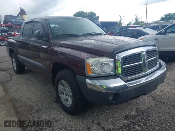✅ 2005 Dodge Dakota SLT • VIN: 1D7HE48N25S138863 • Лот: 45596690. Опубликован ранее на IAAI с пробегом 187 477 миль. Бесплатный доступ к архиву аукционных продаж из США и подробный отчёт об истории автомобиля на DreamBid. Изображение 1.