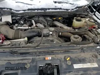 ✅ 2019 Ford F-550 • VIN: 1FD0X5HT1KEG79415 • Lot: 87912505. Wystawiony na Copart z przebiegiem 76 667 mil. Bezpłatny archiwum sprzedaży aukcyjnych z USA i szczegółowy raport historii pojazdu na DreamBid. Zdjęcie 13.