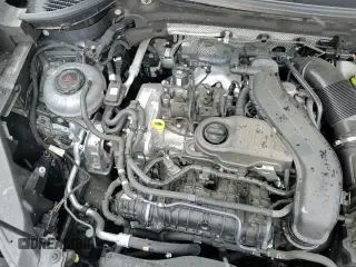 ✅ 2022 Volkswagen Taos SE • VIN: 3VVLX7B27NM089944 • Lot: 53902385. Wystawiony na Copart z przebiegiem 29 112 mil. Bezpłatny archiwum sprzedaży aukcyjnych z USA i szczegółowy raport historii pojazdu na DreamBid. Zdjęcie 14.