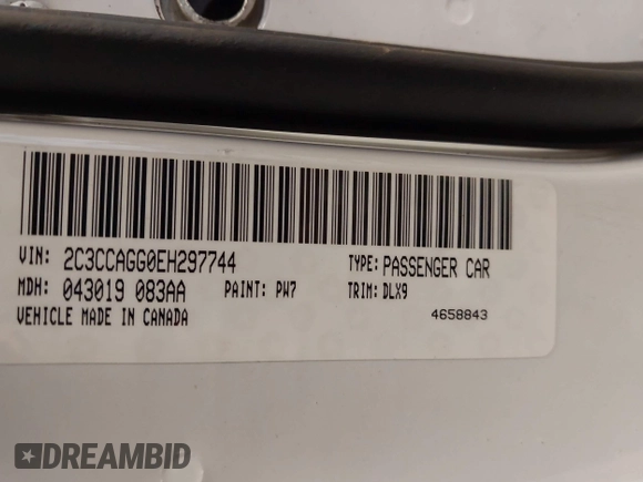 ✅ 2014 Chrysler 300 S • VIN: 2C3CCAGG0EH297744 • Lot: 43848392. Wystawiony na IAAI z przebiegiem 140 875 mil. Bezpłatny archiwum sprzedaży aukcyjnych z USA i szczegółowy raport historii pojazdu na DreamBid. Zdjęcie 9.