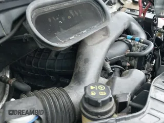 ✅ 2016 Ford Transit Cargo • VIN: 1FTYE1YM1GKA93045 • Lot: 41521031. Wystawiony na IAAI z przebiegiem 189 384 mil. Bezpłatny archiwum sprzedaży aukcyjnych z USA i szczegółowy raport historii pojazdu na DreamBid. Zdjęcie 20.