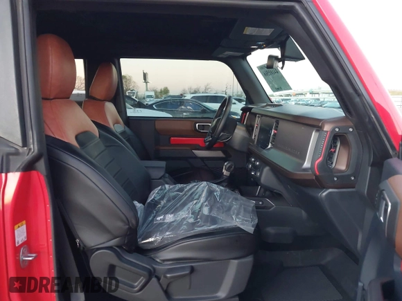 ✅ 2023 Ford Bronco Big Bend • VIN: 1FMDE5AH0PLB68147 • Lot: 44101566. Wystawiony na IAAI z przebiegiem 21 747 mil. Bezpłatny archiwum sprzedaży aukcyjnych z USA i szczegółowy raport historii pojazdu na DreamBid. Zdjęcie 5.