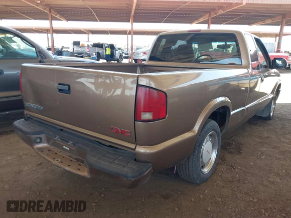 ✅ 2002 GMC Sonoma SL Fleet • VIN: 1GTCS19W228113831 • Лот: 42544814. Опубліковано раніше на IAAI з пробігом 180 113 миль. Безкоштовний доступ до архіву аукціонних продажів зі США та докладний звіт про історію автомобіля на DreamBid. Зображення 4.