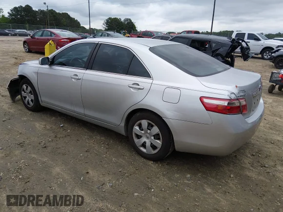 ✅ 2008 Toyota Camry XLE • VIN: 4T1BE46K88U220156 • Lot: 44983306. Wystawiony na IAAI z przebiegiem 180 298 mil. Bezpłatny archiwum sprzedaży aukcyjnych z USA i szczegółowy raport historii pojazdu na DreamBid. Zdjęcie 3.
