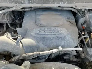 ✅ 2023 Ram 2500 Tradesman • VIN: 3C6UR5HJ7PG652693 • Lot: 71843345. Wystawiony na Copart z przebiegiem 59 243 mil. Bezpłatny archiwum sprzedaży aukcyjnych z USA i szczegółowy raport historii pojazdu na DreamBid. Zdjęcie 13.