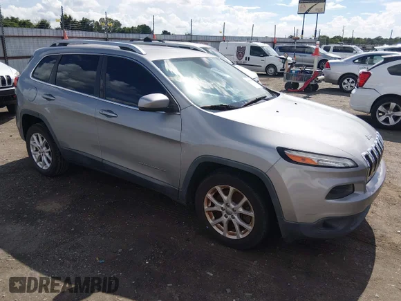 ✅ 2015 Jeep Cherokee Latitude • VIN: 1C4PJLCB5FW597419 • Лот: 45650068. Опубліковано раніше на IAAI з пробігом 236 682 миль. Безкоштовний доступ до архіву аукціонних продажів зі США та докладний звіт про історію автомобіля на DreamBid. Зображення 1.
