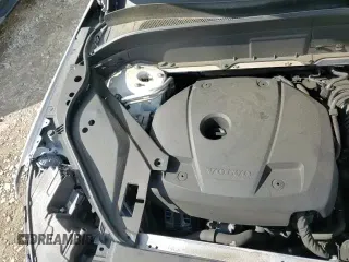 ✅ 2020 Volvo XC90 Momentum • VIN: YV4A22PKXL1571573 • Lot: 70442325. Wystawiony na Copart z przebiegiem 64 833 mil. Bezpłatny archiwum sprzedaży aukcyjnych z USA i szczegółowy raport historii pojazdu na DreamBid. Zdjęcie 14.