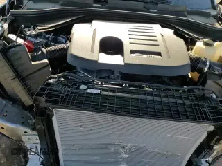 ✅ 2025 Land Rover Range Rover Sport SE • VIN: SAL1P9EU8SA469357 • Lot: 84011765. Listed on Copart with 5,865 mi. Free auction sales archive from the USA and detailed vehicle history report at DreamBid. Image 16.