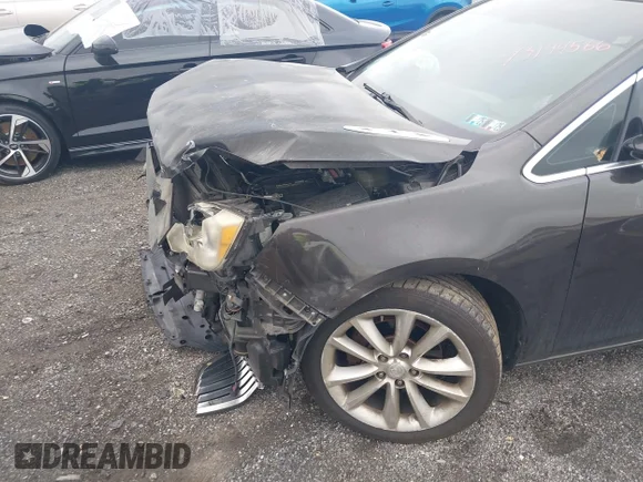 ✅ 2013 Buick Verano • VIN: 1G4PP5SK6D4158679 • Лот: 43194566. Опубліковано раніше на IAAI з пробігом 136 790 миль. Безкоштовний доступ до архіву аукціонних продажів зі США та докладний звіт про історію автомобіля на DreamBid. Зображення 6.