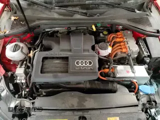 ✅ 2016 Audi A3 • VIN: WAUMPBFF4GA032844 • Lot: 84608374. Wystawiony na Copart z przebiegiem 89 401 mil. Bezpłatny archiwum sprzedaży aukcyjnych z USA i szczegółowy raport historii pojazdu na DreamBid. Zdjęcie 13.