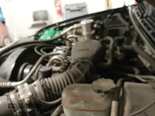 2005 Chevrolet Blazer LS with VIN 1GNCT18X35K100432, listed as a IAAI auction lot 42114887 with 172,765 mi miles and . Bid and sale history available at DreamBid. Image 20.