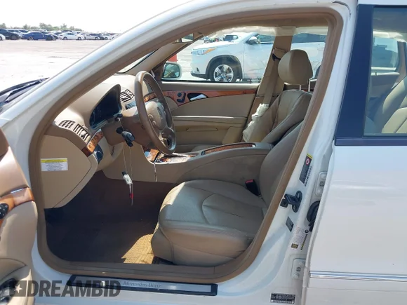 ✅ 2007 Mercedes-Benz E 350 • VIN: WDBUH87X67X223168 • Лот: 43222961. Опубликован ранее на IAAI с пробегом 80 545 миль. Бесплатный доступ к архиву аукционных продаж из США и подробный отчёт об истории автомобиля на DreamBid. Изображение 5.