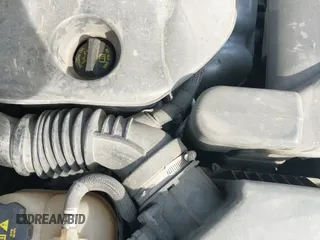 ✅ 2015 Jeep Cherokee Latitude • VIN: 1C4PJLCB5FW782215 • Lot: 43281967. Wystawiony na IAAI z przebiegiem 72 641 mil. Bezpłatny archiwum sprzedaży aukcyjnych z USA i szczegółowy raport historii pojazdu na DreamBid. Zdjęcie 19.