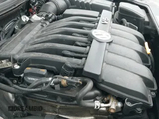 ✅ 2010 Volkswagen CC • VIN: WVWEU7AN0AE530132 • Lot: 41342371. Wystawiony na IAAI z przebiegiem 132 001 mil. Bezpłatny archiwum sprzedaży aukcyjnych z USA i szczegółowy raport historii pojazdu na DreamBid. Zdjęcie 13.