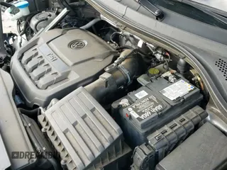 ✅ 2019 Volkswagen Tiguan S • VIN: 3VV1B7AX3KM063596 • Lot: 43655603. Listed on IAAI with 105,898 mi. Free auction sales archive from the USA and detailed vehicle history report at DreamBid. Image 19.