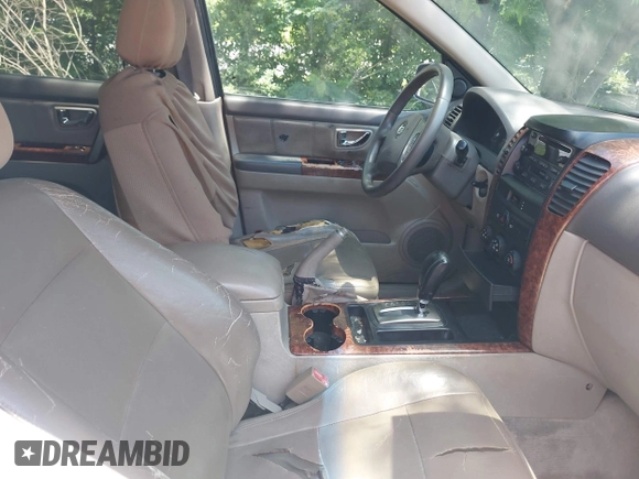✅ 2003 Kia Sorento LX • VIN: KNDJD733935098251 • Lot: 42318182. Wystawiony na IAAI z przebiegiem 147 078 mil. Bezpłatny archiwum sprzedaży aukcyjnych z USA i szczegółowy raport historii pojazdu na DreamBid. Zdjęcie 5.