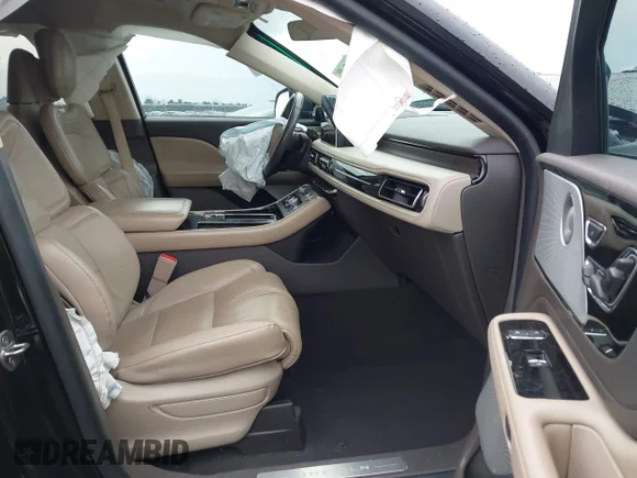 ✅ 2020 Lincoln Aviator Reserve • VIN: 5LM5J7XC9LGL16786 • Lot: 44138395. Wystawiony na IAAI z przebiegiem 63 259 mil. Bezpłatny archiwum sprzedaży aukcyjnych z USA i szczegółowy raport historii pojazdu na DreamBid. Zdjęcie 5.