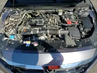 ✅ 2018 Honda Accord Touring • VIN: 1HGCV1F94JA090759 • Lot: 92619905. Wystawiony na Copart z przebiegiem 69 577 mil. Bezpłatny archiwum sprzedaży aukcyjnych z USA i szczegółowy raport historii pojazdu na DreamBid. Zdjęcie 14.