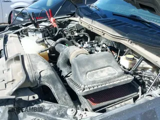 ✅ 2021 Ford F-150 XL • VIN: 1FTEW1EP9MKE39501 • Lot: 42270609. Wystawiony na IAAI z przebiegiem 82 888 mil. Bezpłatny archiwum sprzedaży aukcyjnych z USA i szczegółowy raport historii pojazdu na DreamBid. Zdjęcie 19.