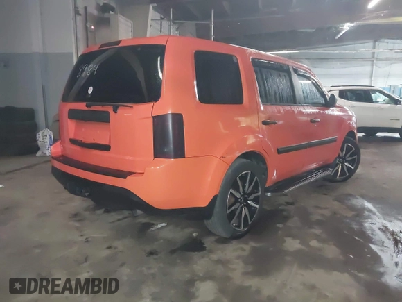 ✅ 2015 Honda Pilot LX • VIN: 5FNYF4H22FB028942 • Lot: 43879983. Wystawiony na IAAI z przebiegiem 115 878 mil. Bezpłatny archiwum sprzedaży aukcyjnych z USA i szczegółowy raport historii pojazdu na DreamBid. Zdjęcie 4.