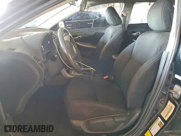 ✅ 2013 Toyota Corolla LE • VIN: 5YFBU4EE0DP102936 • Lot: 56620526. Wystawiony na Copart z przebiegiem 160 365 mil. Bezpłatny archiwum sprzedaży aukcyjnych z USA i szczegółowy raport historii pojazdu na DreamBid. Zdjęcie 7.