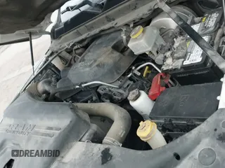 ✅ 2019 Ram 2500 Tradesman • VIN: 3C6UR4HJ9KG646011 • Лот: 42132043. Опубликован ранее на IAAI с пробегом 189 076 миль. Бесплатный доступ к архиву аукционных продаж из США и подробный отчёт об истории автомобиля на DreamBid. Изображение 19.